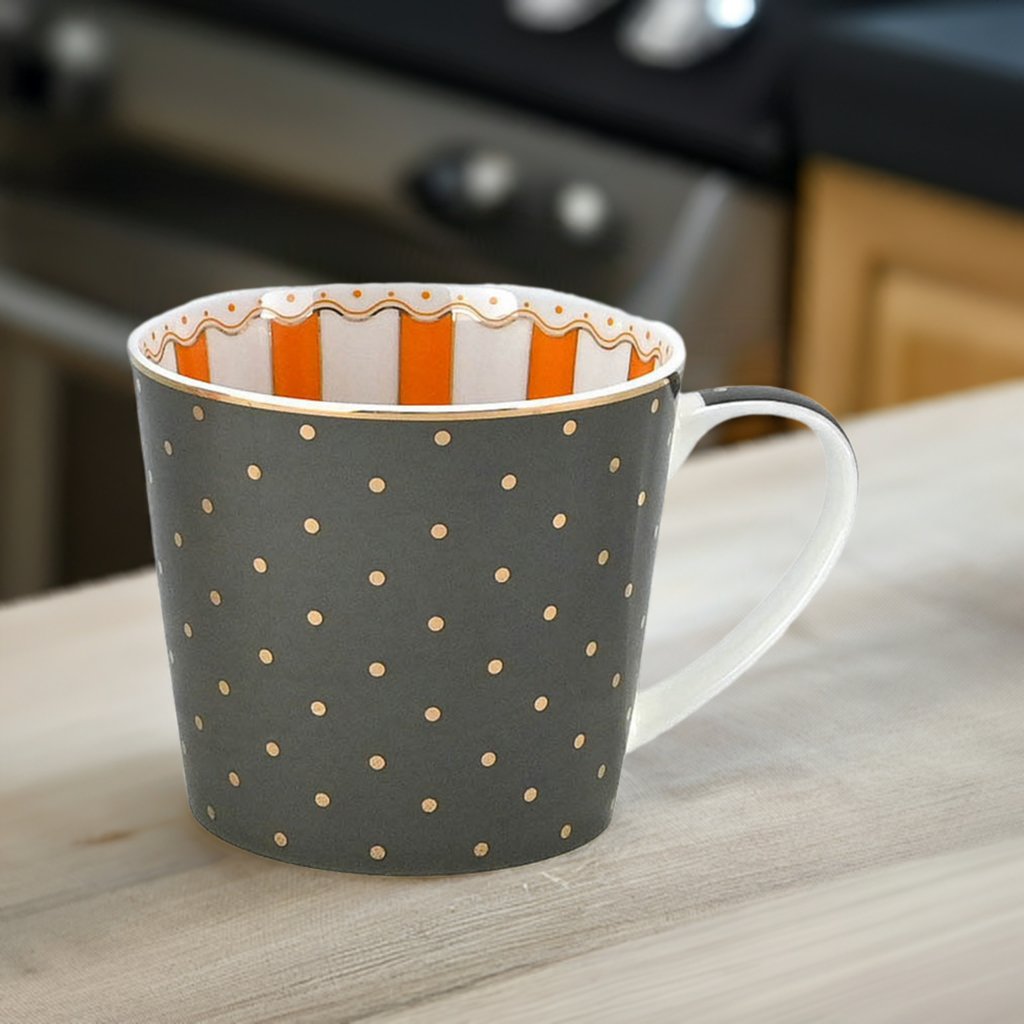 Henkelbecher New Bone China mit Innendekoration - Jameson & Tailor