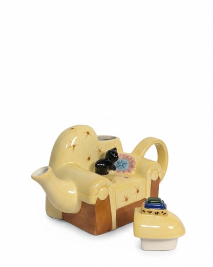 Designer Teekanne Sessel mit Katze Handbemalt